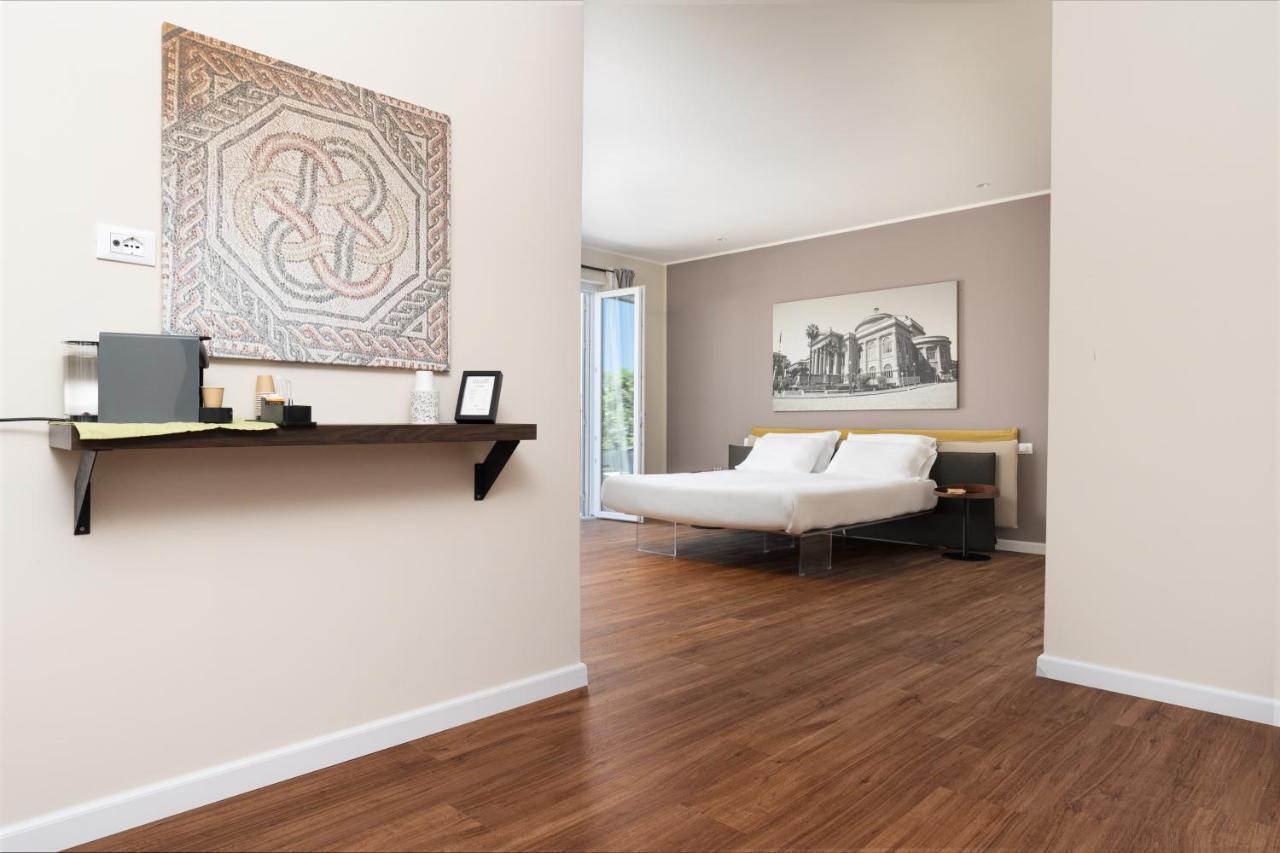 Suite Al Centro Di Palermo Con Terrazza Privata エクステリア 写真