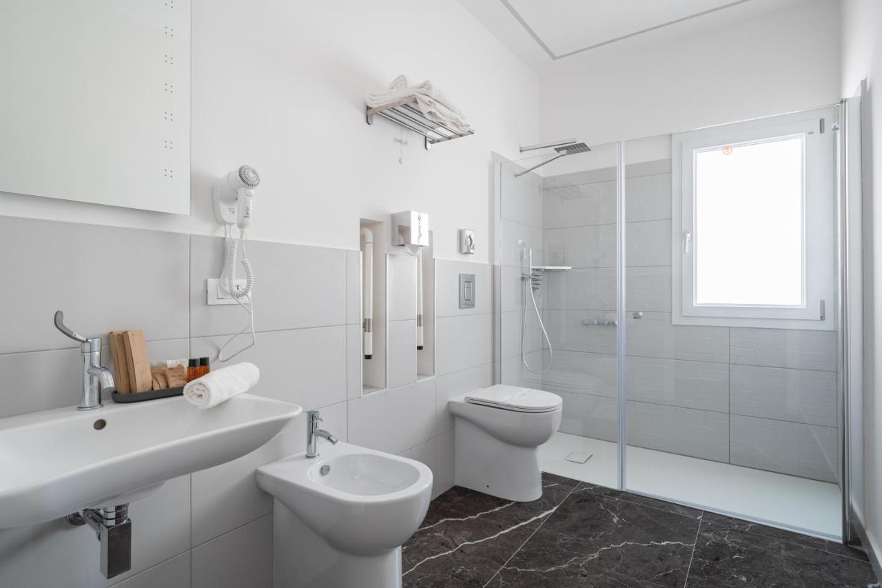 Suite Al Centro Di Palermo Con Terrazza Privata エクステリア 写真