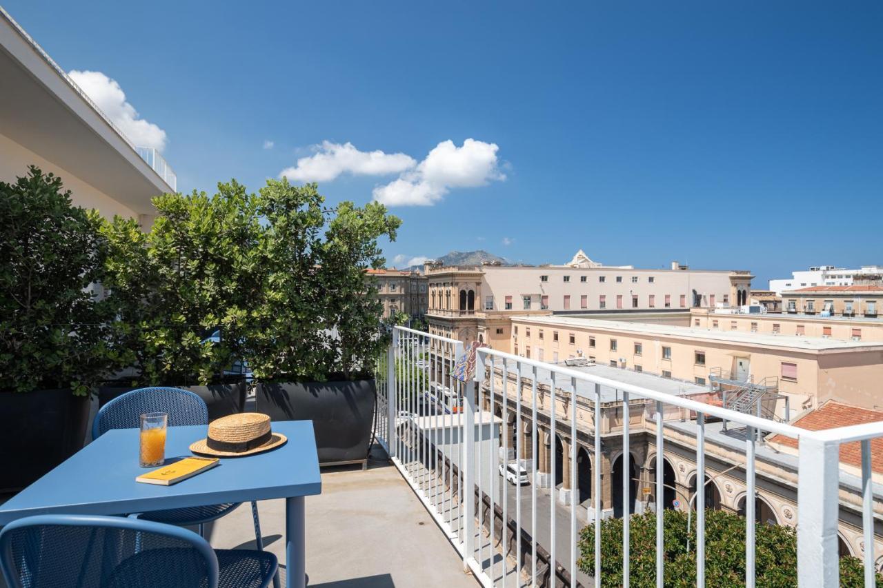 Suite Al Centro Di Palermo Con Terrazza Privata エクステリア 写真